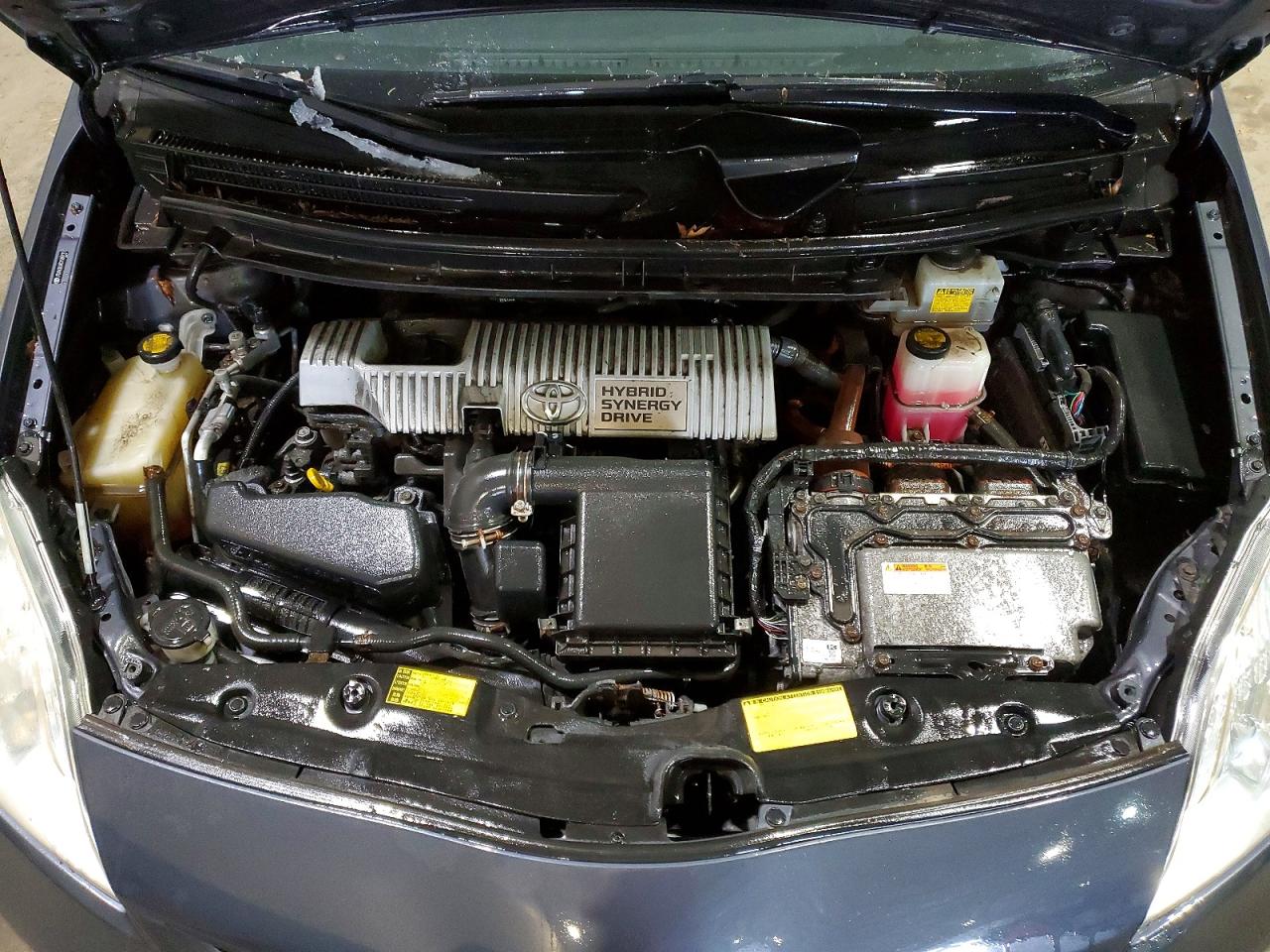 2012 TOYOTA PRIUS photo 12
