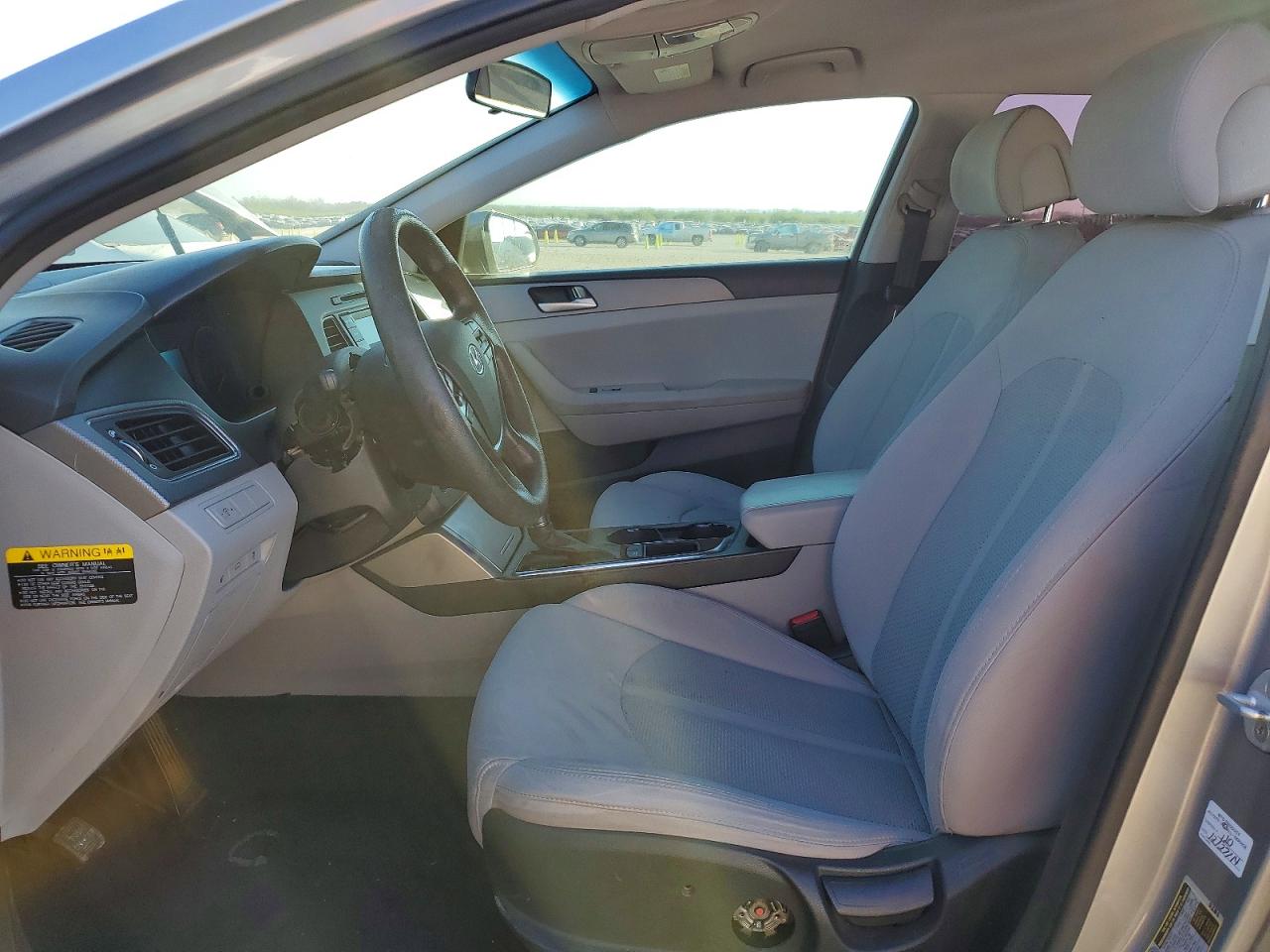 2015 HYUNDAI SONATA SE photo 7