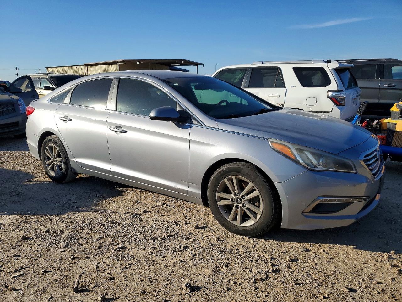 2015 HYUNDAI SONATA SE photo 4
