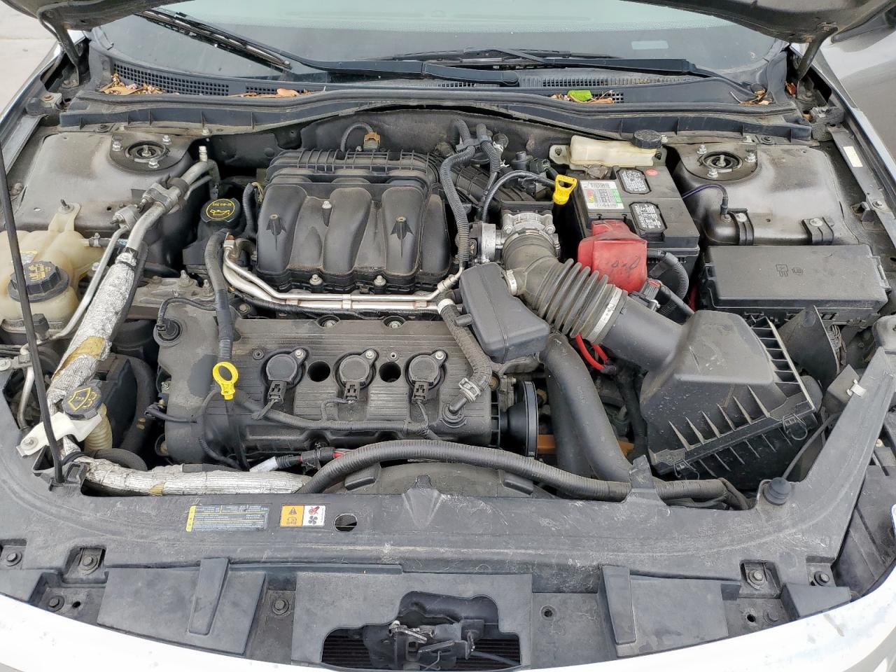 2011 FORD FUSION SE photo 11