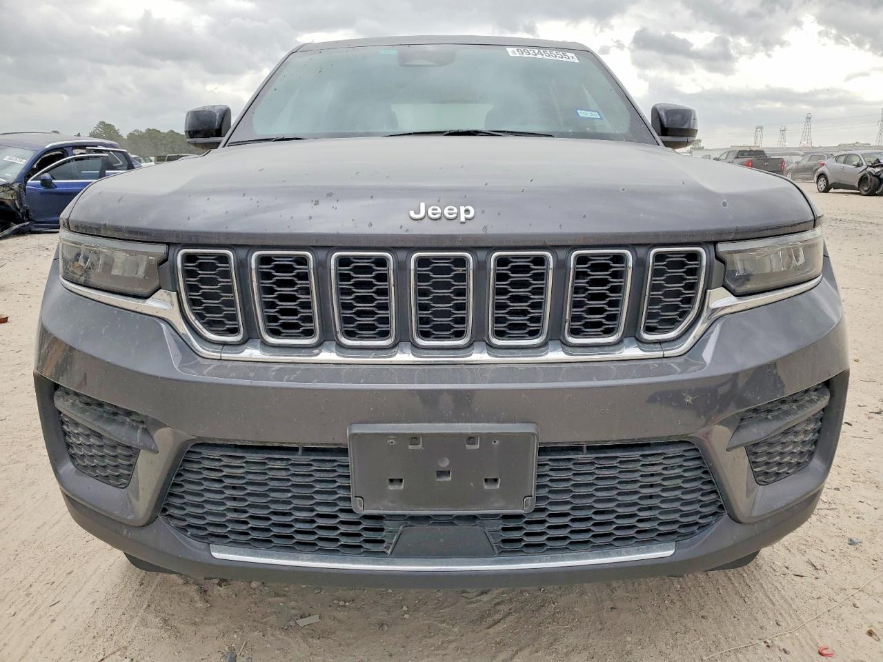 2024 JEEP GRAND CHEROKEE LAREDO photo 5