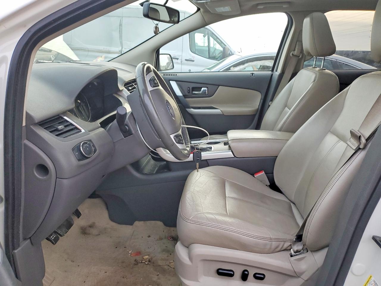 2011 FORD EDGE SEL photo 19