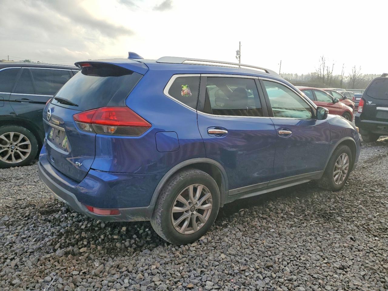 2018 NISSAN ROGUE S photo 3