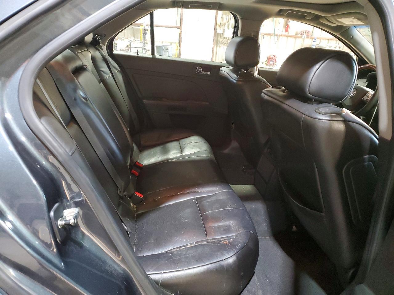 2008 CADILLAC STS photo 28