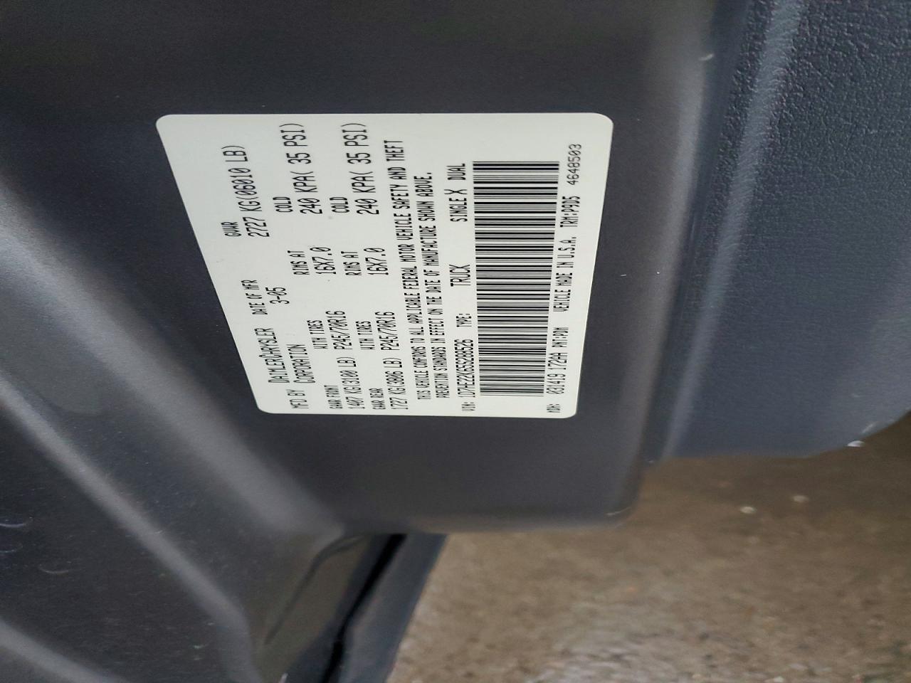 2005 DODGE DAKOTA ST photo 12