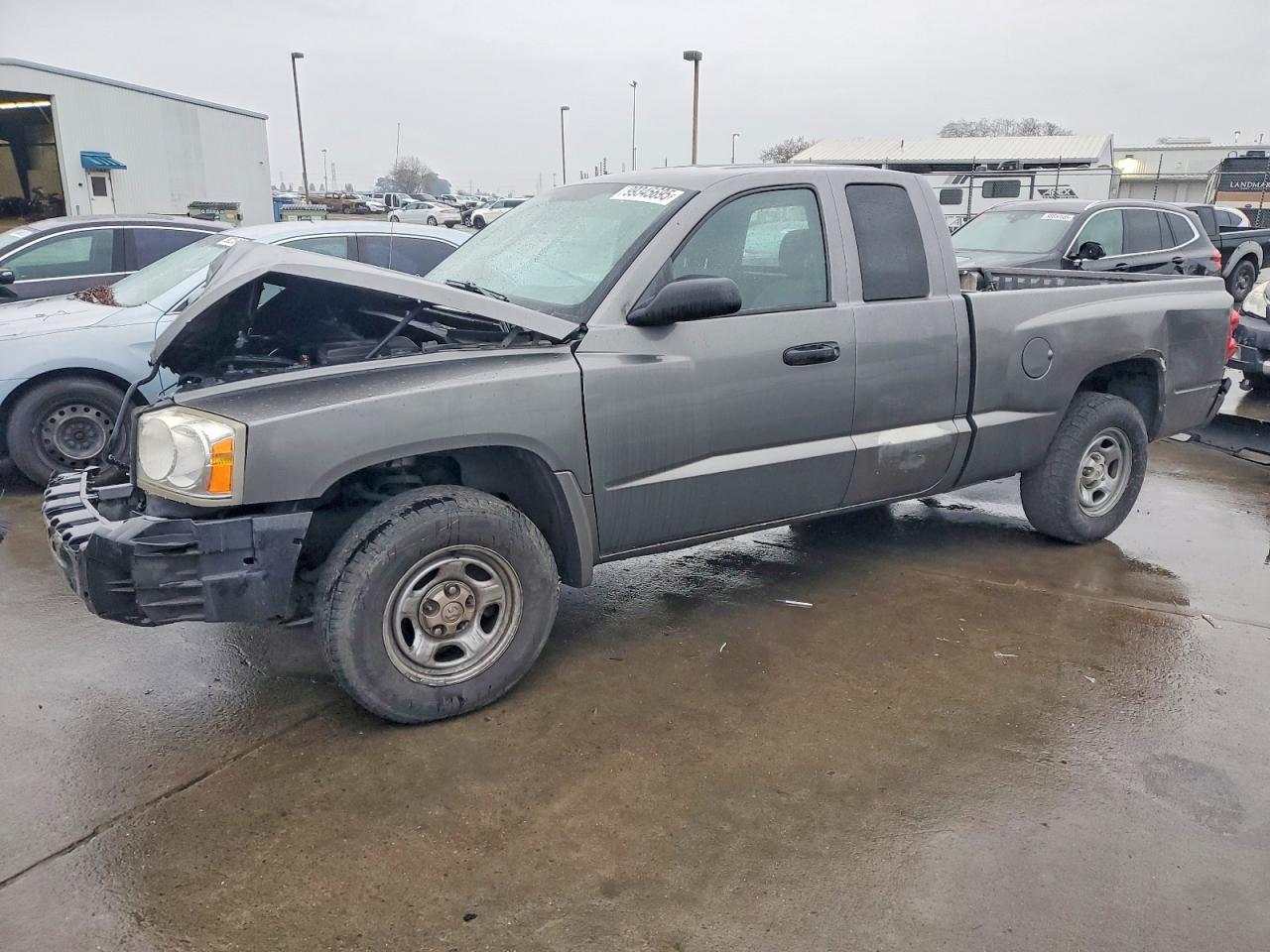 2005 DODGE DAKOTA