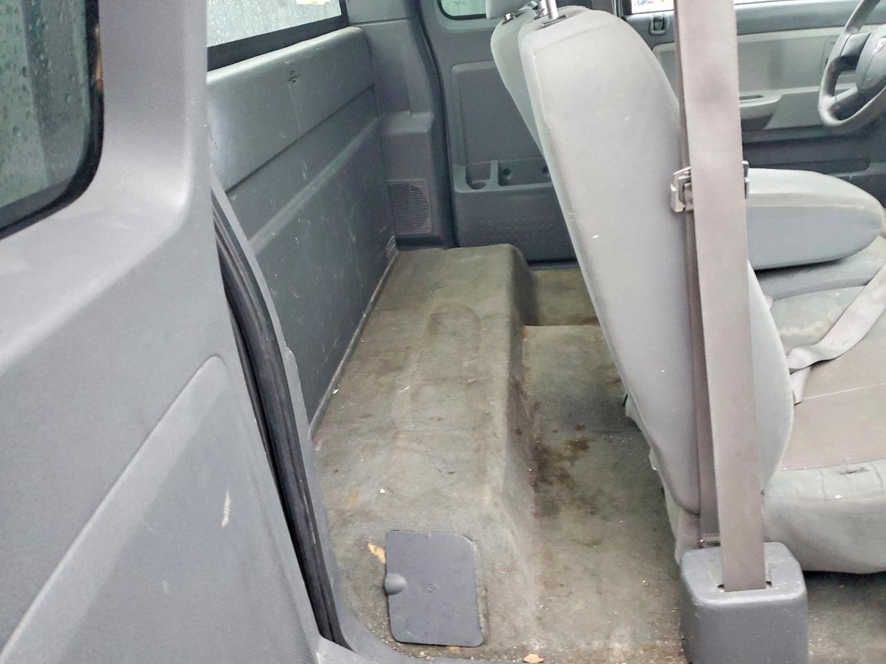2005 DODGE DAKOTA ST photo 10