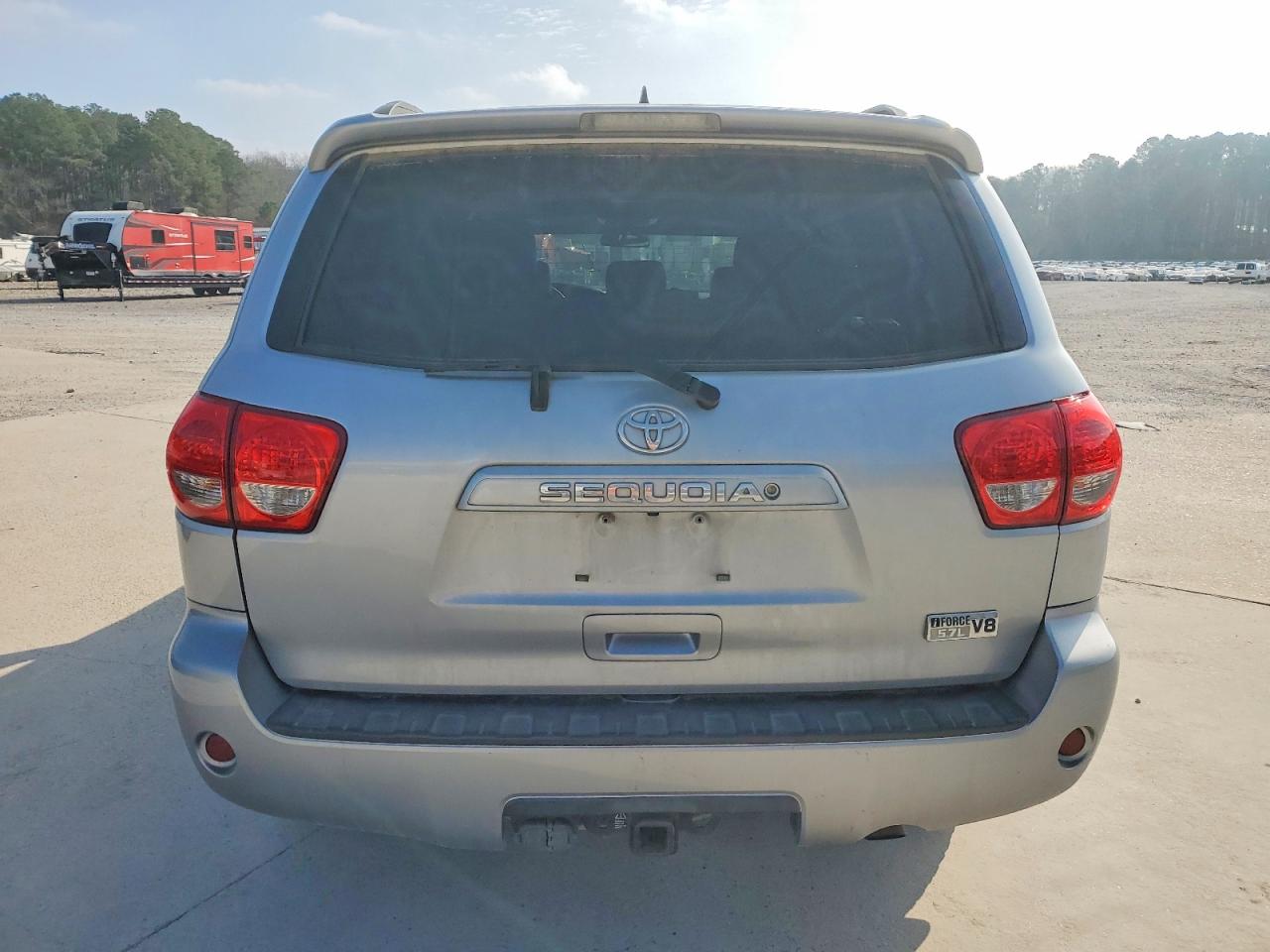 2016 TOYOTA SEQUOIA SR5 photo 6