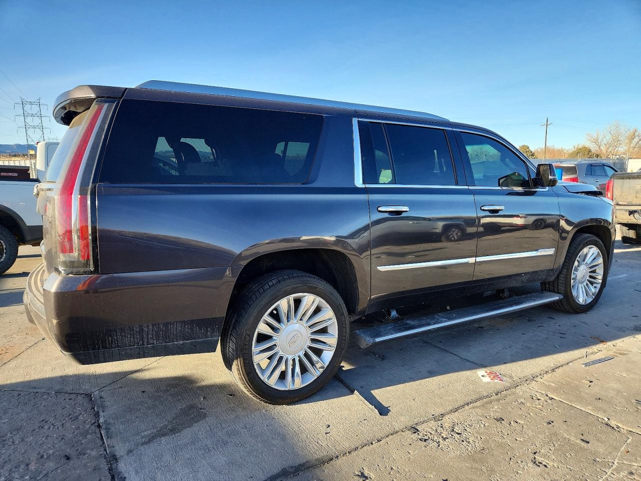 2016 CADILLAC ESCALADE ESV PLATINUM photo 3