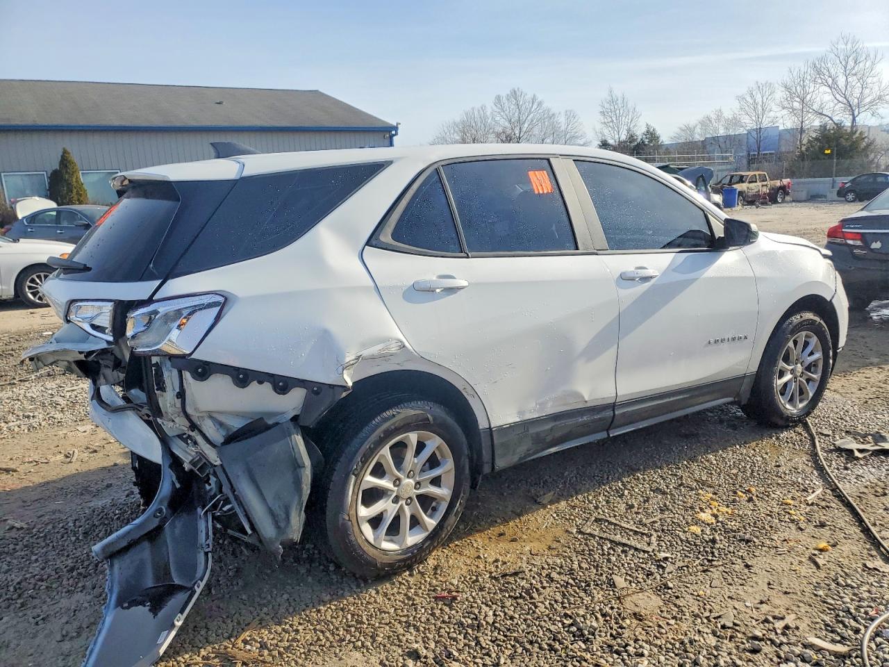 2020 CHEVROLET EQUINOX LS photo 3