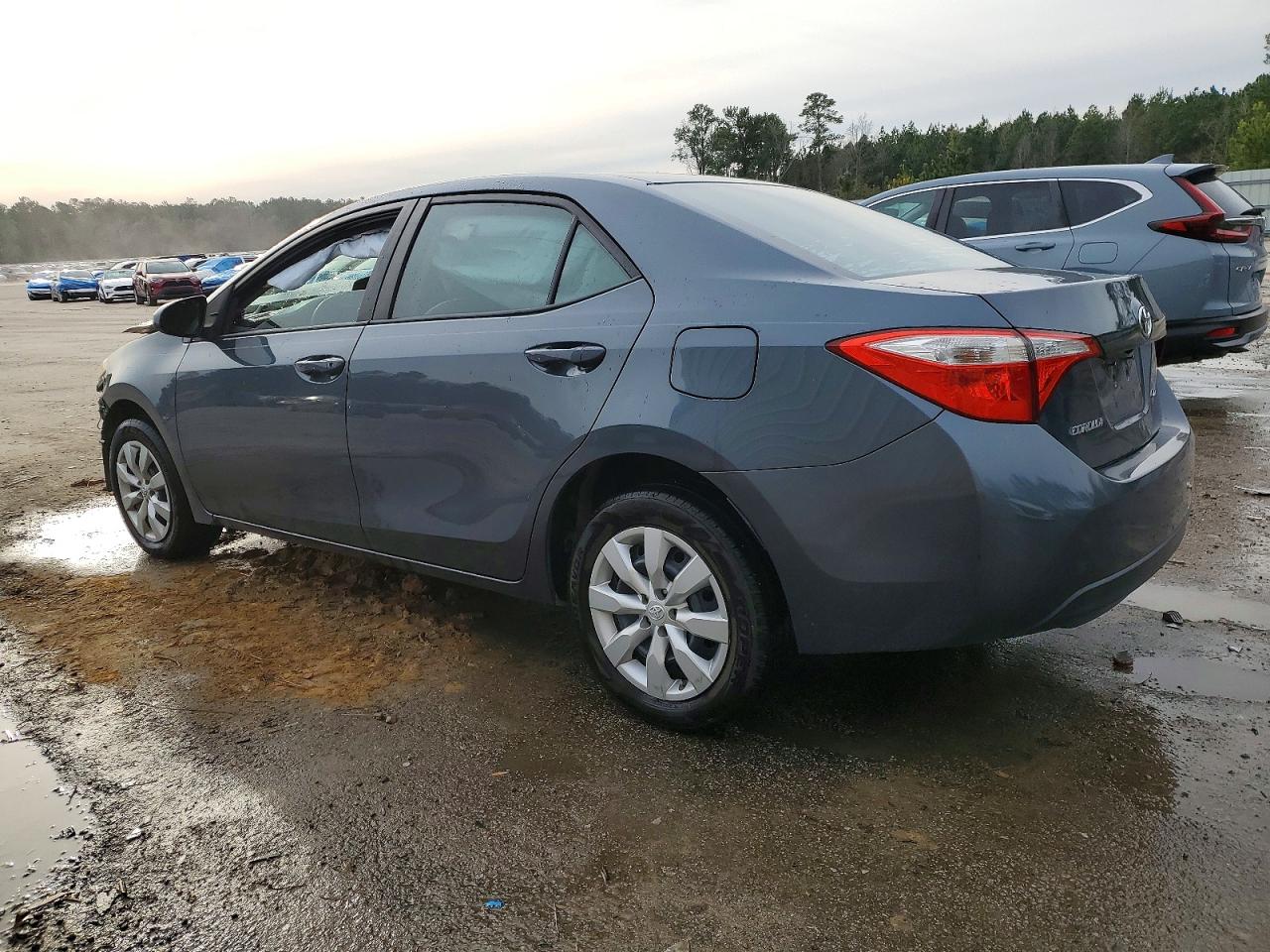 2015 TOYOTA COROLLA L photo 2