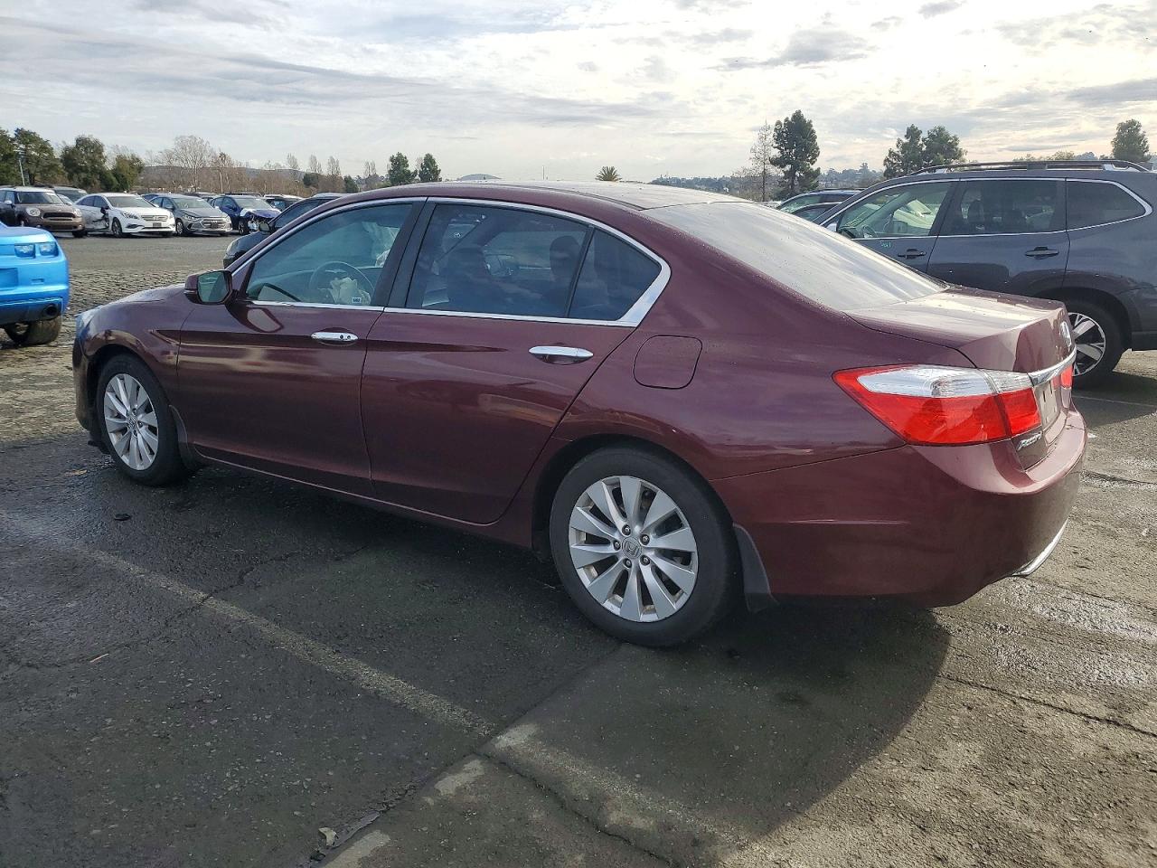 2013 HONDA ACCORD EX photo 2