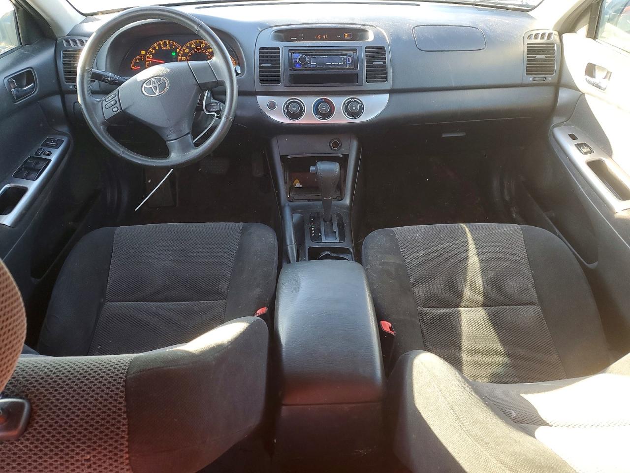 2006 TOYOTA CAMRY LE photo 8