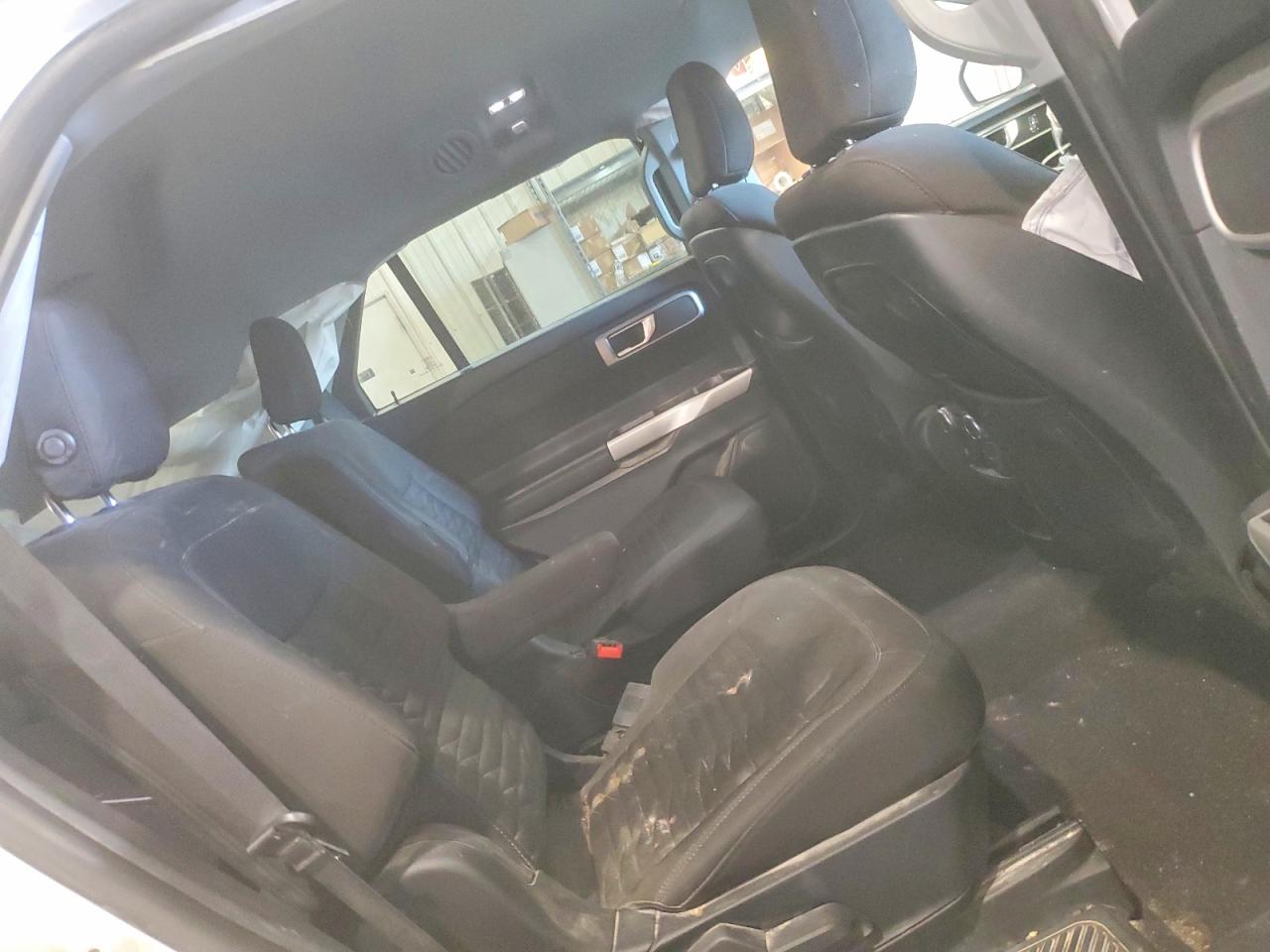 2020 FORD EXPLORER XLT photo 10