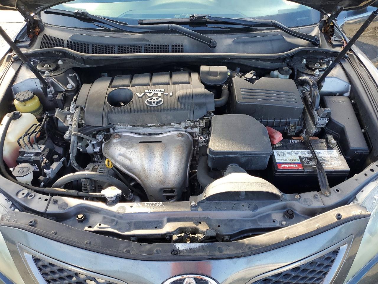 2010 TOYOTA CAMRY BASE photo 11