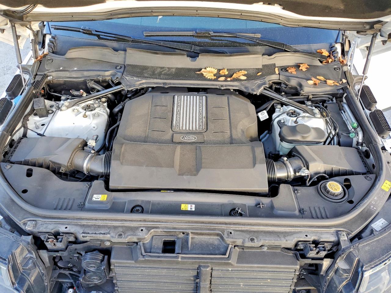 2019 LAND ROVER RANGE ROVER SUPERCHARGED photo 12