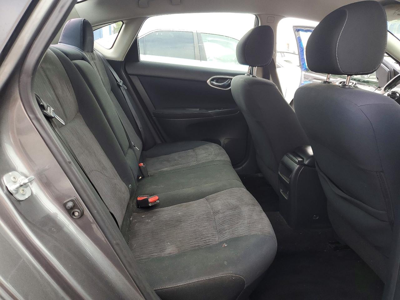 2015 NISSAN SENTRA S photo 10