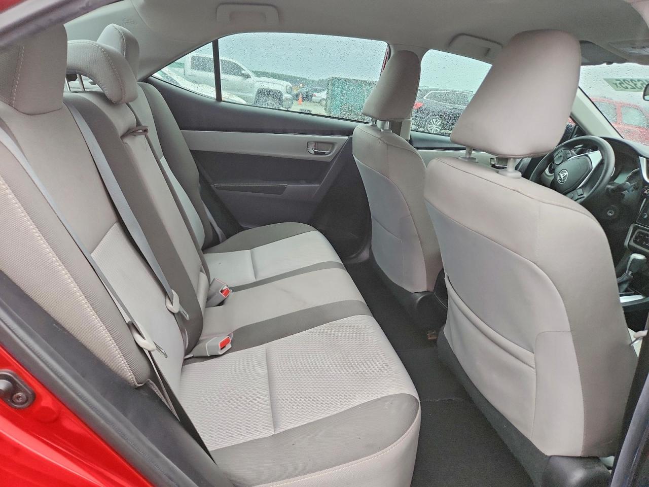 2019 TOYOTA COROLLA L photo 10