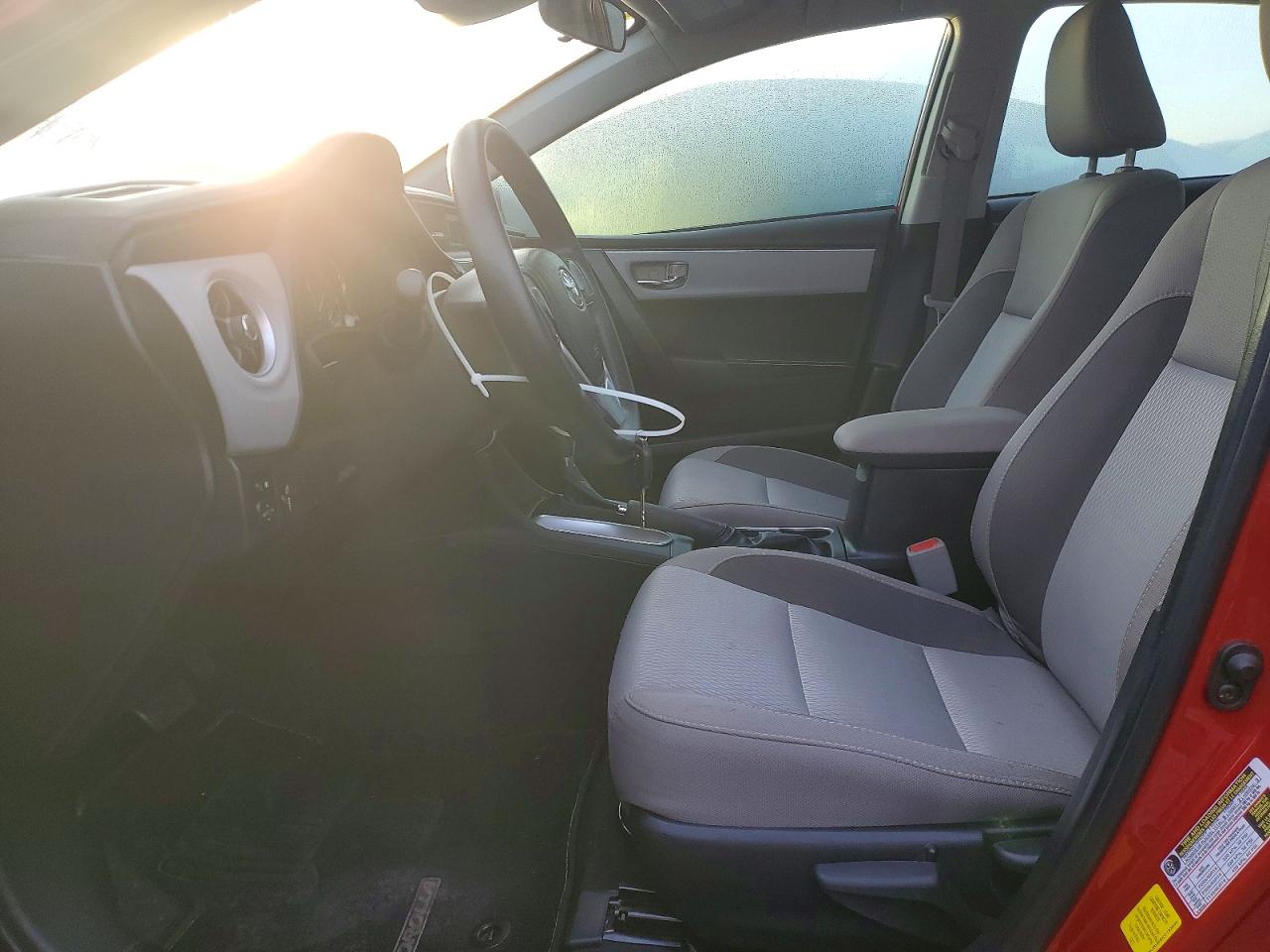 2019 TOYOTA COROLLA L photo 7