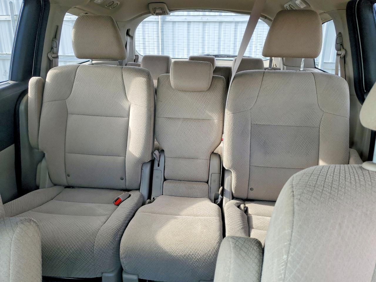2016 HONDA ODYSSEY SE photo 10