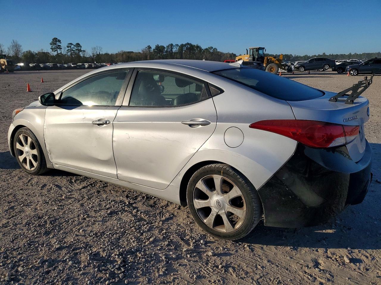 2013 HYUNDAI ELANTRA GLS photo 2