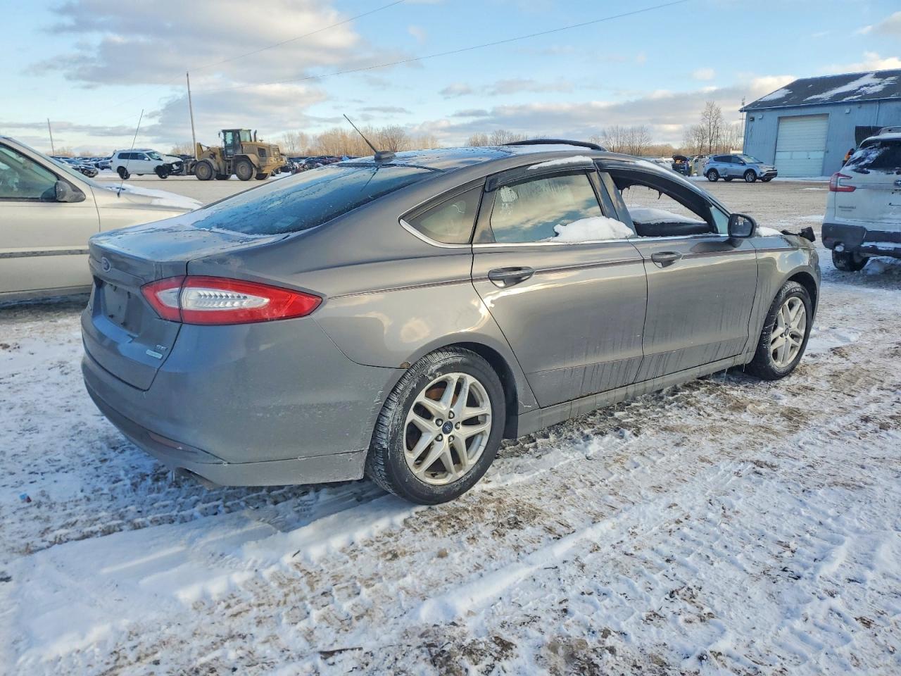 2013 FORD FUSION SE photo 3