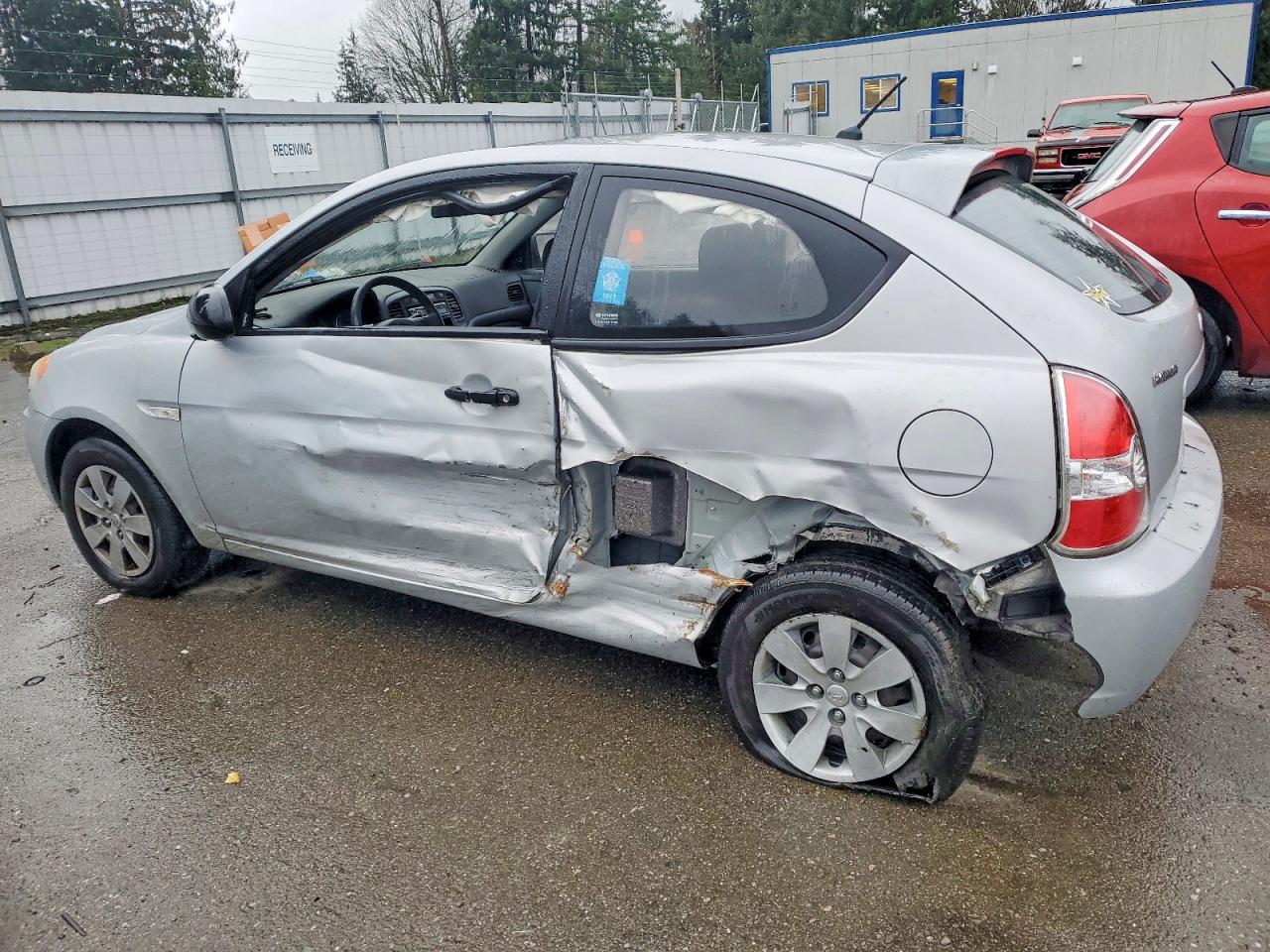 2009 HYUNDAI ACCENT GS photo 2