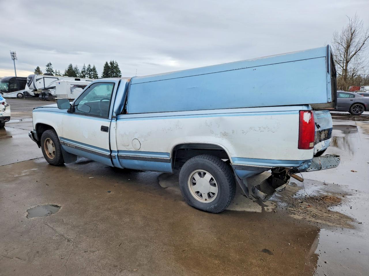1989 CHEVROLET GMT-400 C1500 photo 2