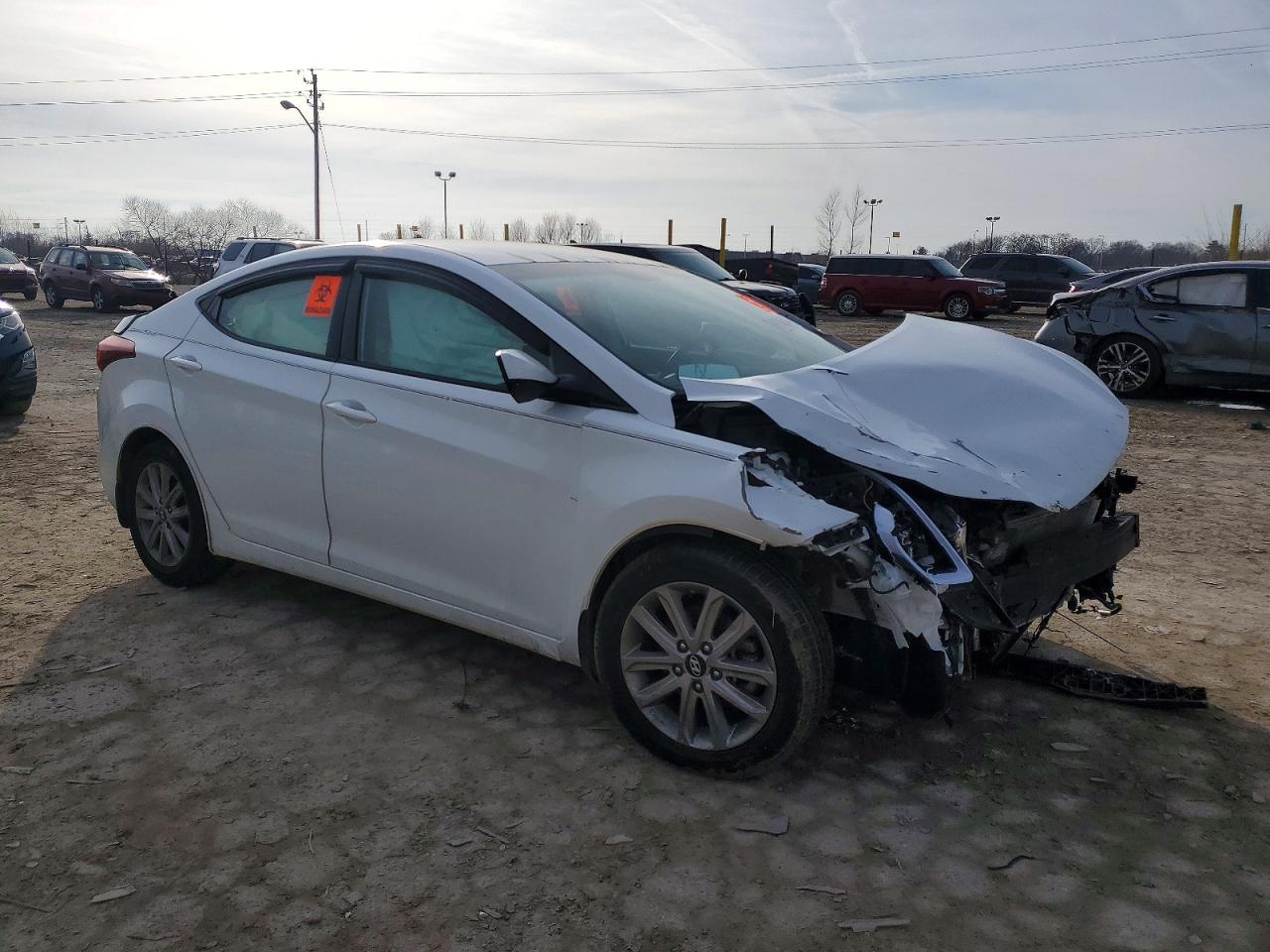 2015 HYUNDAI ELANTRA SE photo 4
