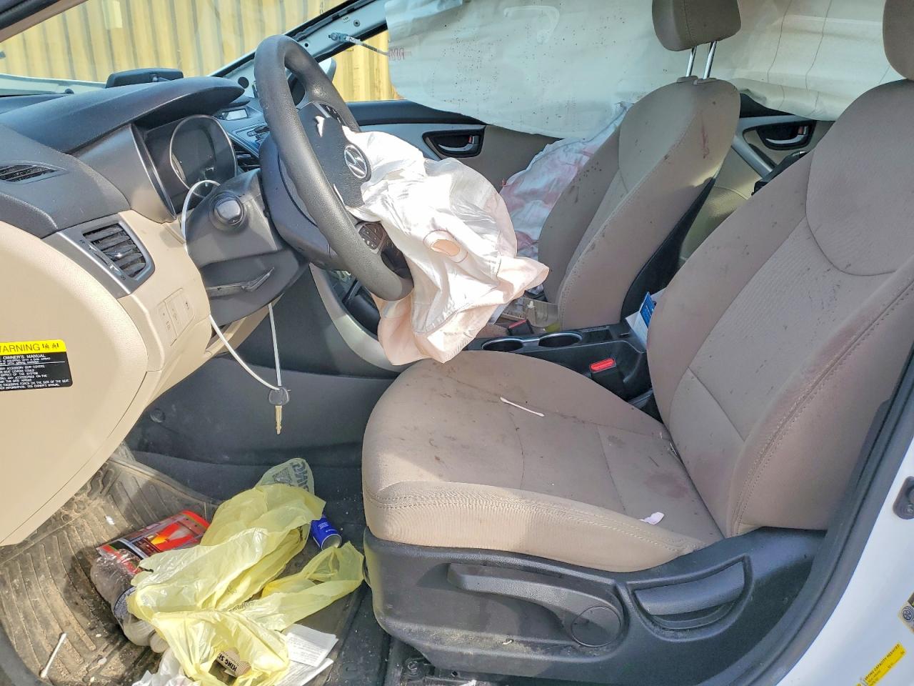 2015 HYUNDAI ELANTRA SE photo 7