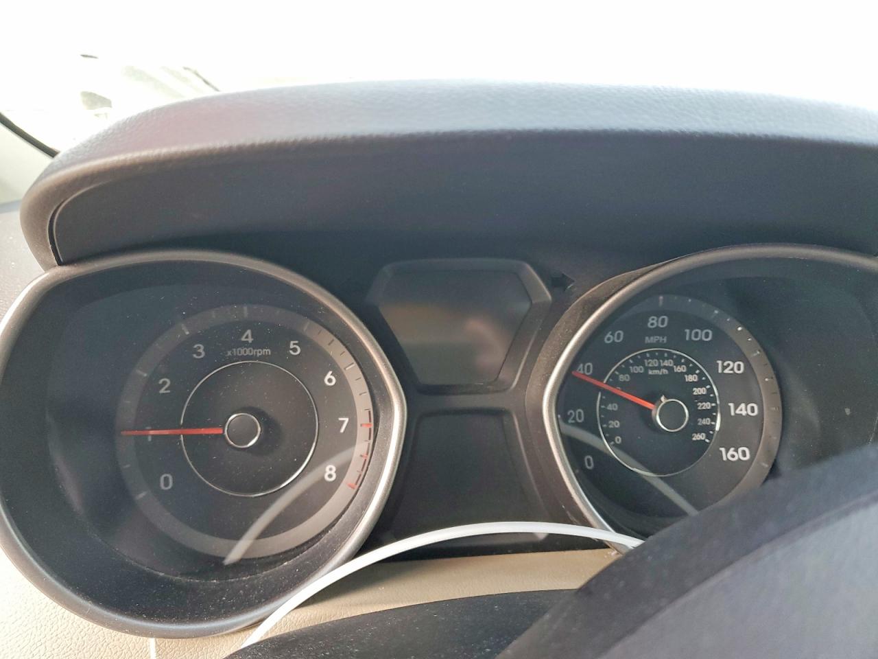 2015 HYUNDAI ELANTRA SE photo 9