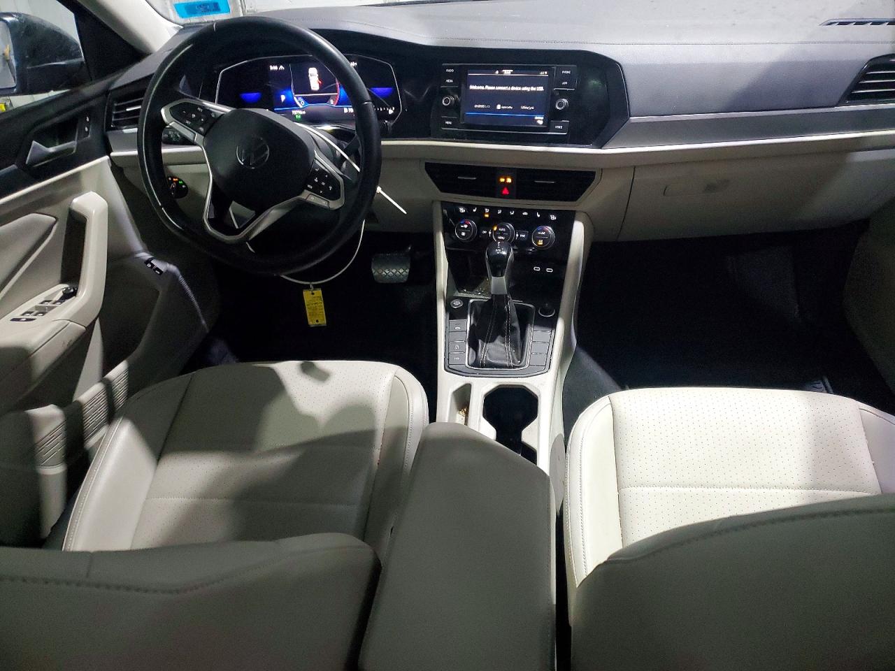 2023 VOLKSWAGEN JETTA SE photo 8