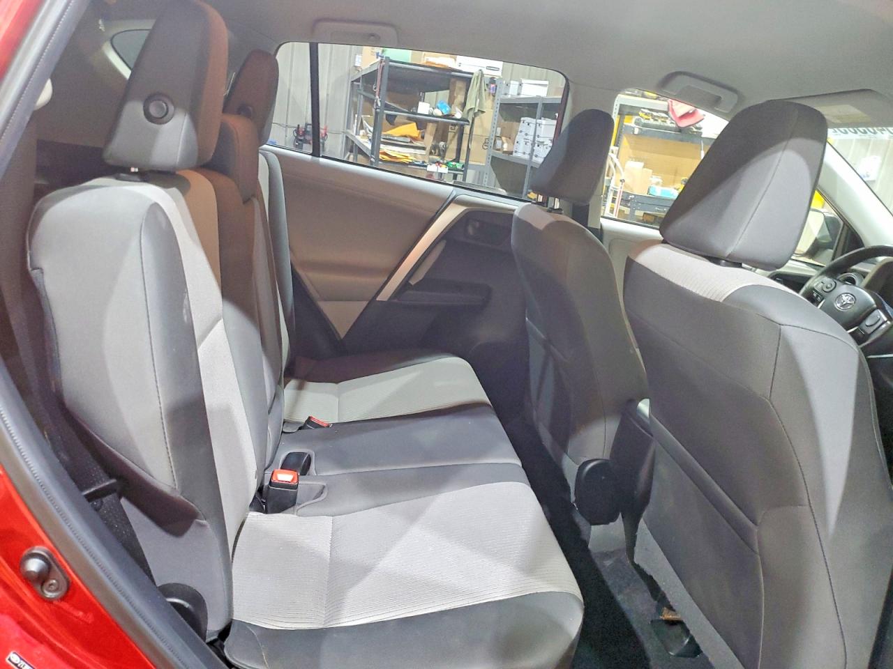 2013 TOYOTA RAV4 LE photo 11