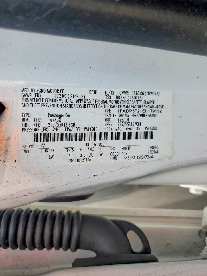 2014 FORD FOCUS SE photo 25