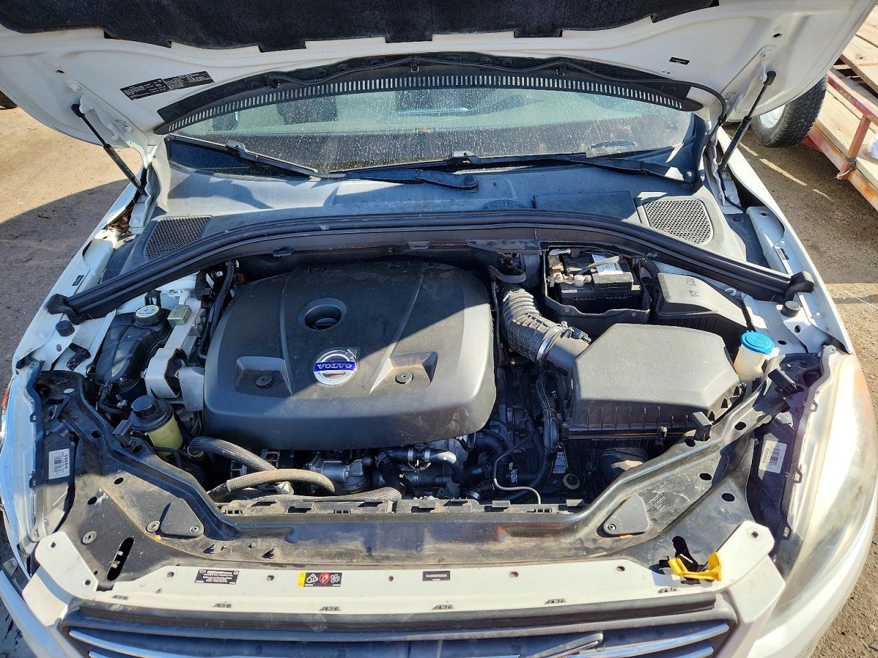 2015 VOLVO XC60 T6 PLATINUM photo 11