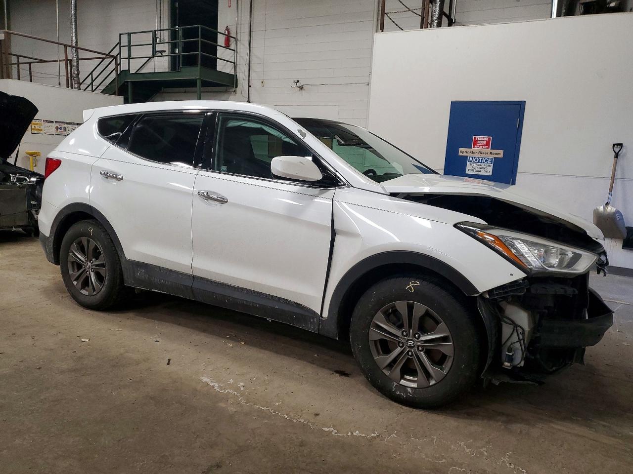 2015 HYUNDAI SANTA FE SPORT 2.4L photo 4