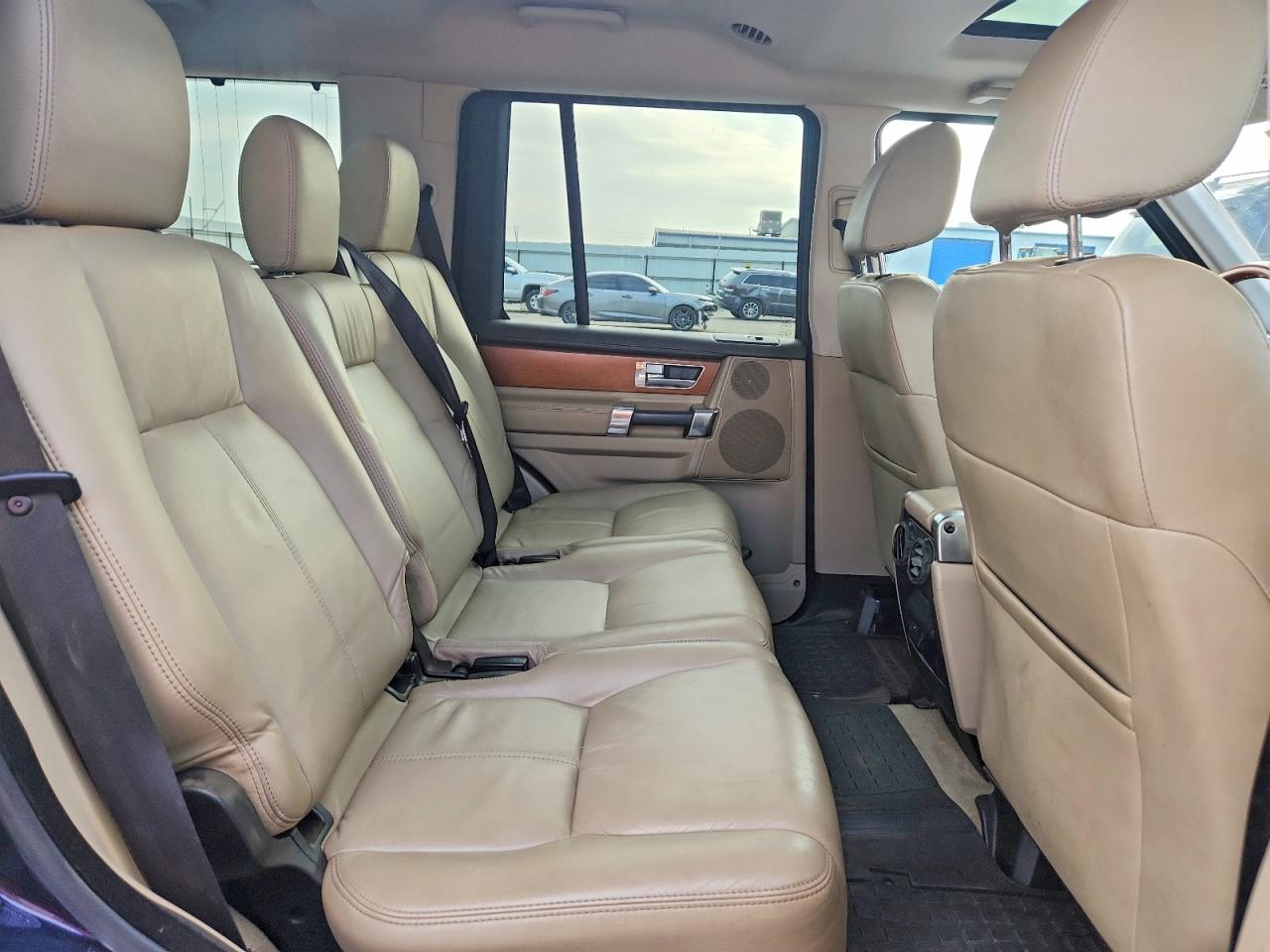 2015 LAND ROVER LR4 HSE LUXURY photo 10