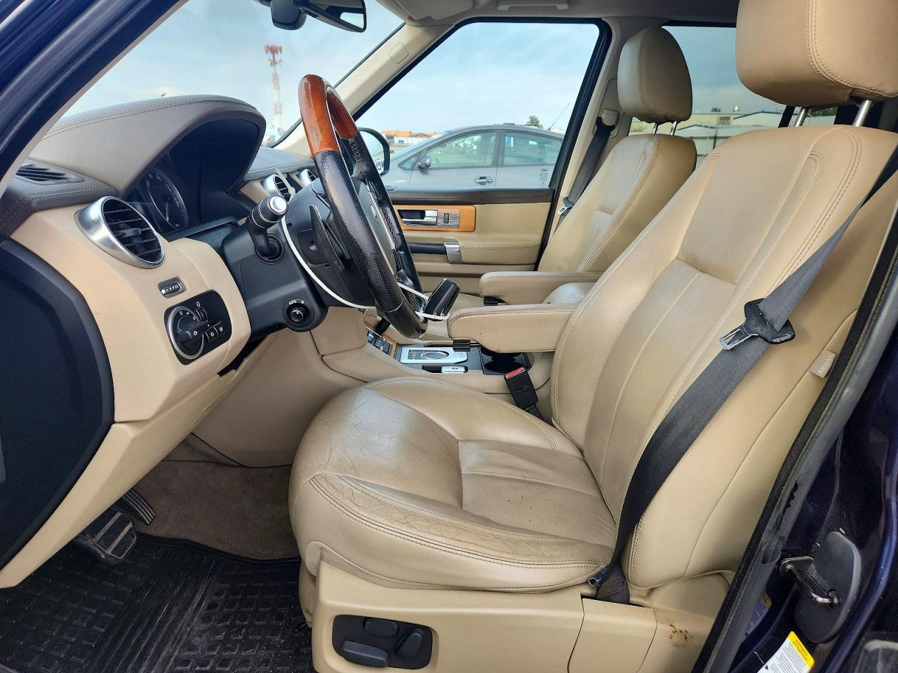 2015 LAND ROVER LR4 HSE LUXURY photo 7
