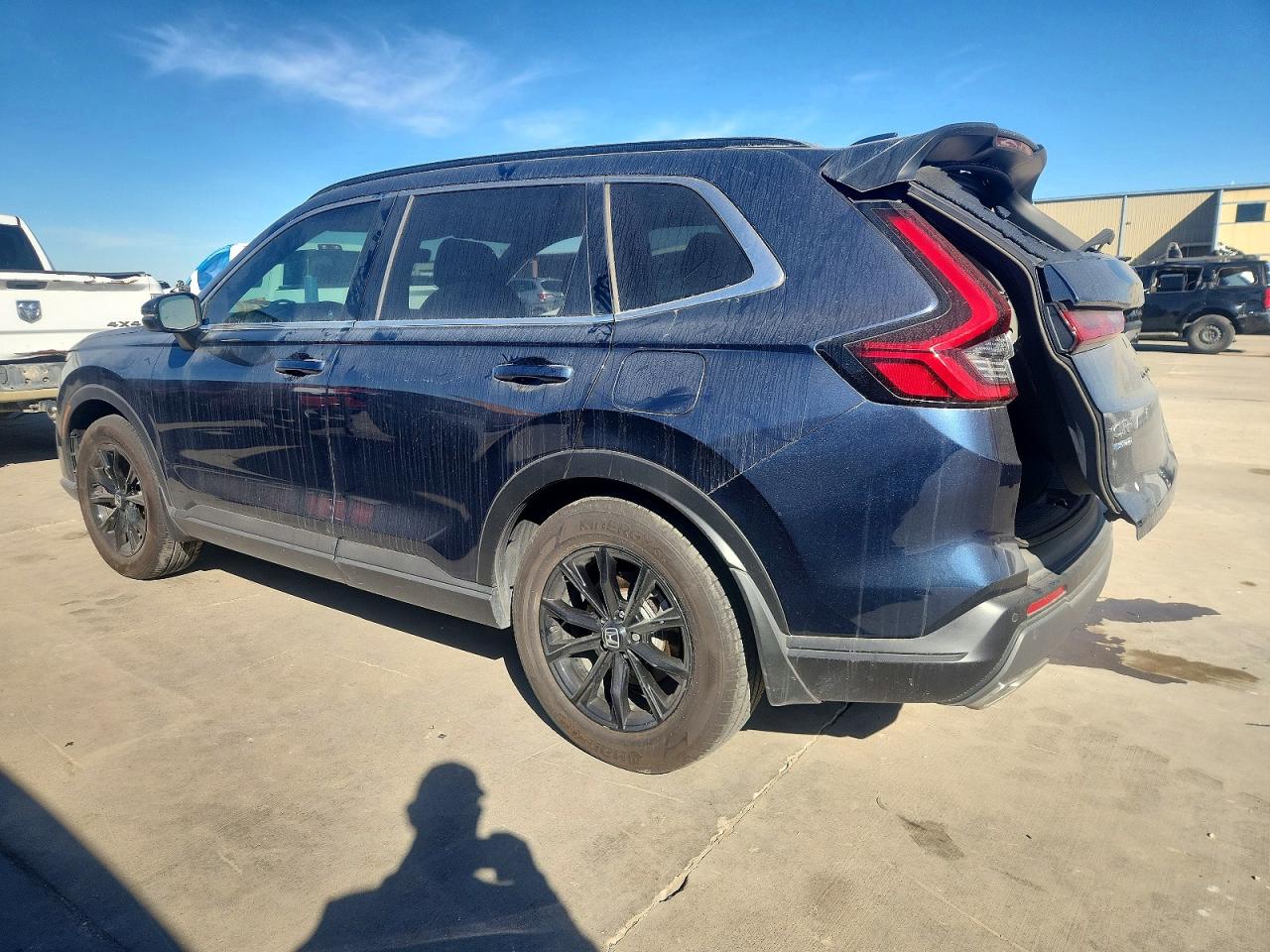 2025 HONDA CR-V SPORT-L photo 2