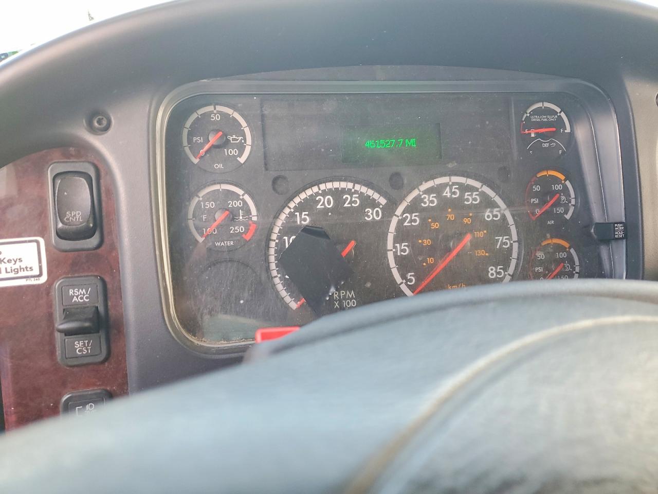 2017 FREIGHTLINER BUSINESS CLASS M2 BOX TRUCK photo 9