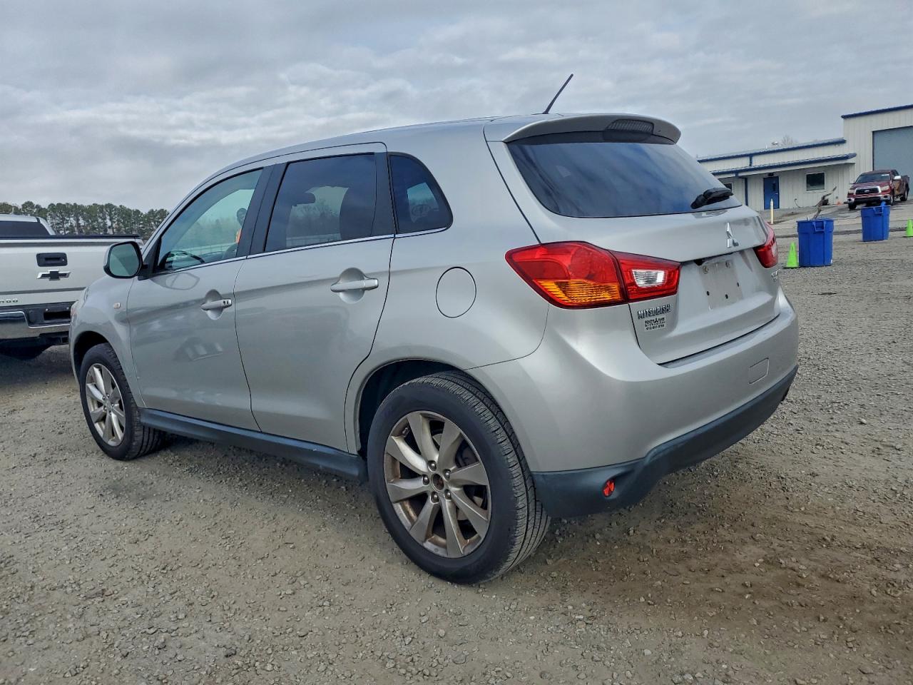 2015 MITSUBISHI OUTLANDER SPORT SE photo 2