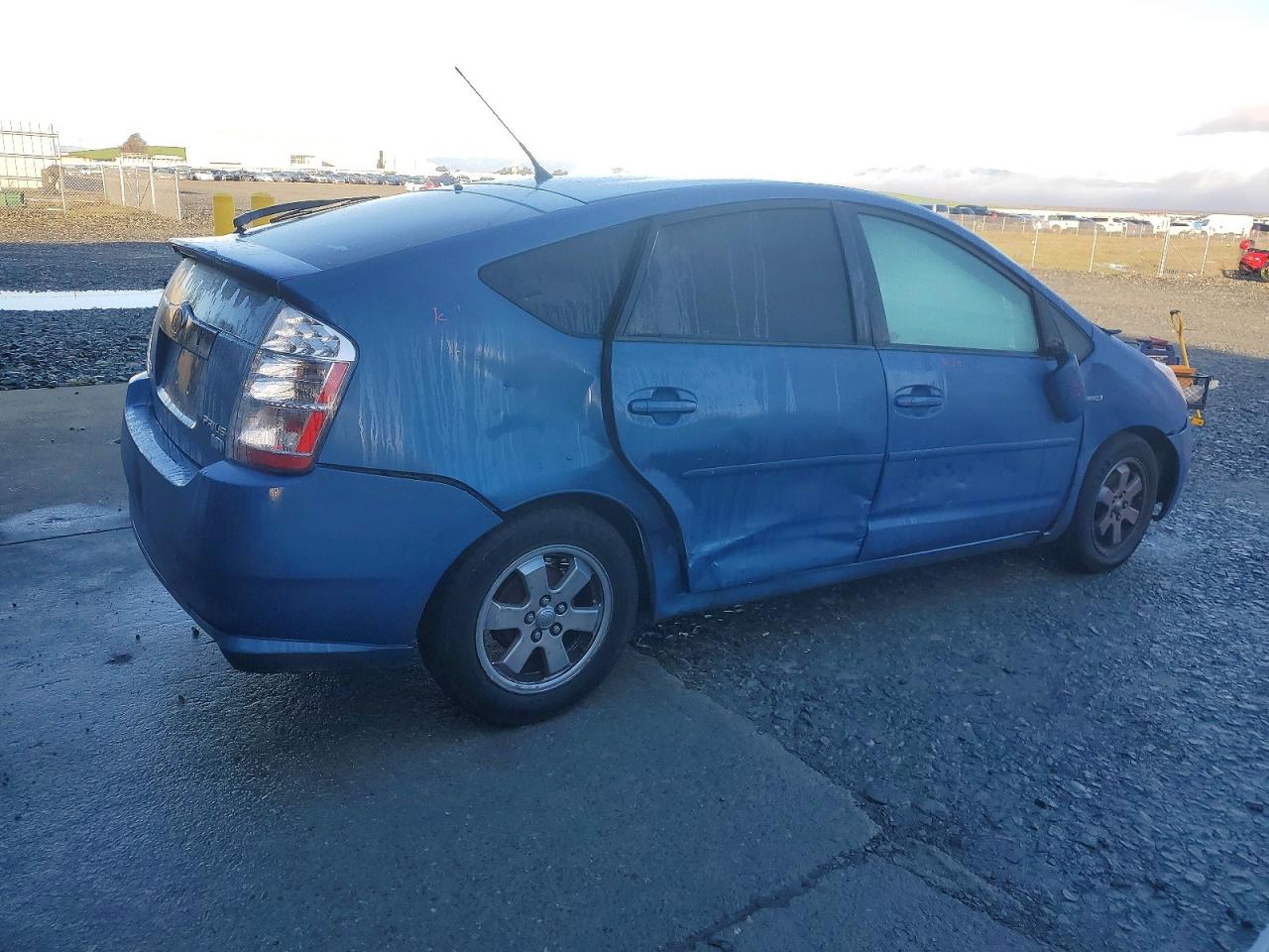 2009 TOYOTA PRIUS photo 5