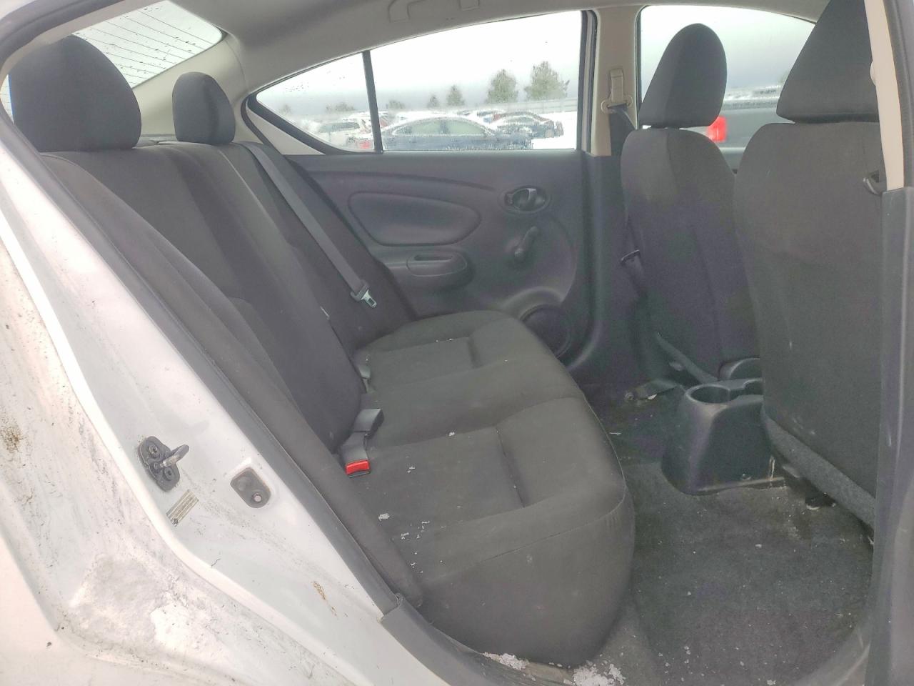 2019 NISSAN VERSA S photo 10