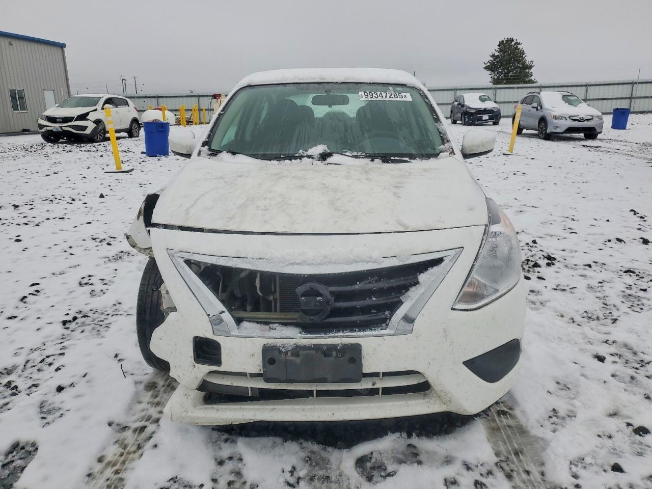 2019 NISSAN VERSA S photo 5
