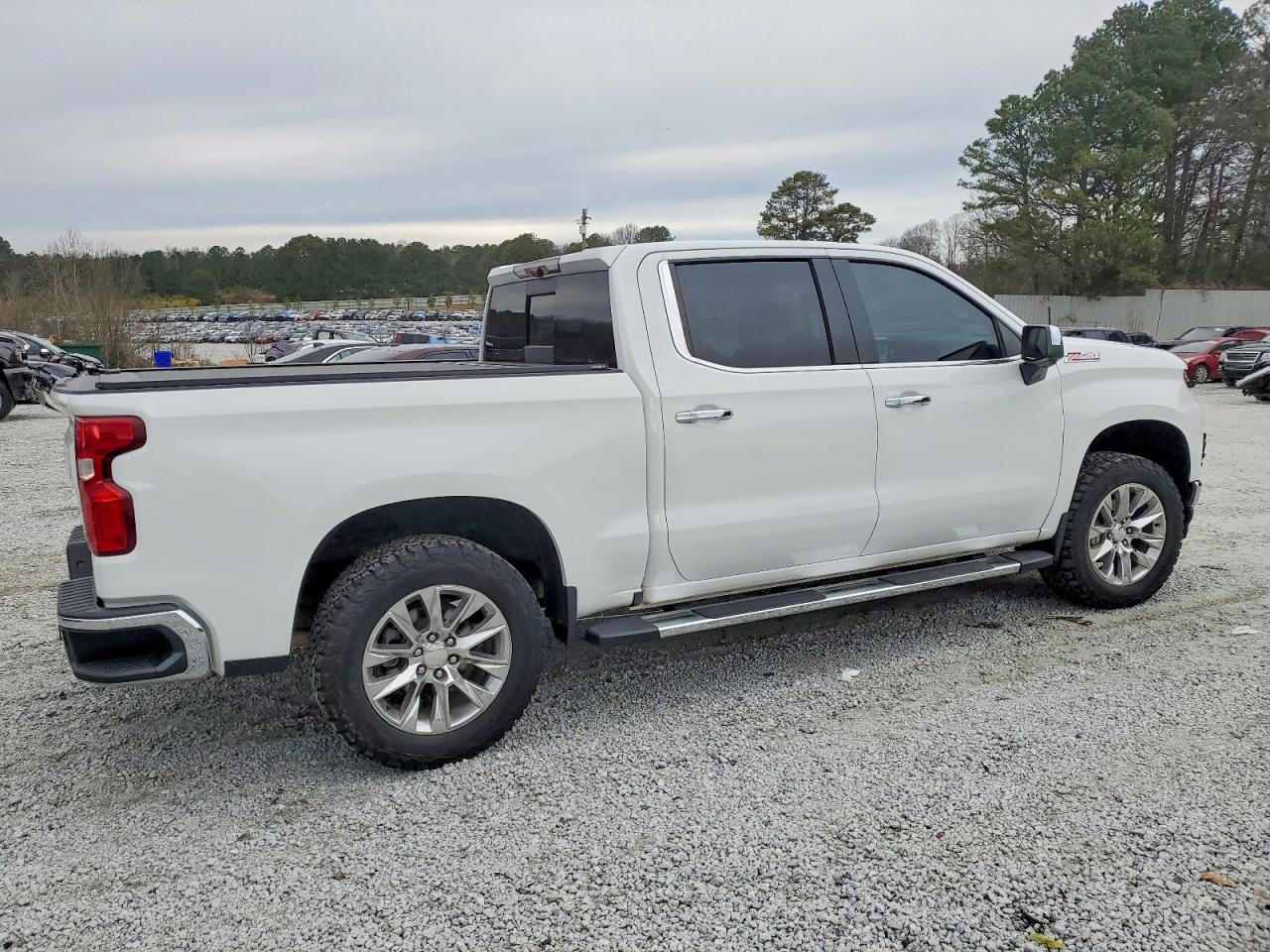 2020 CHEVROLET SILVERADO K1500 LTZ photo 3