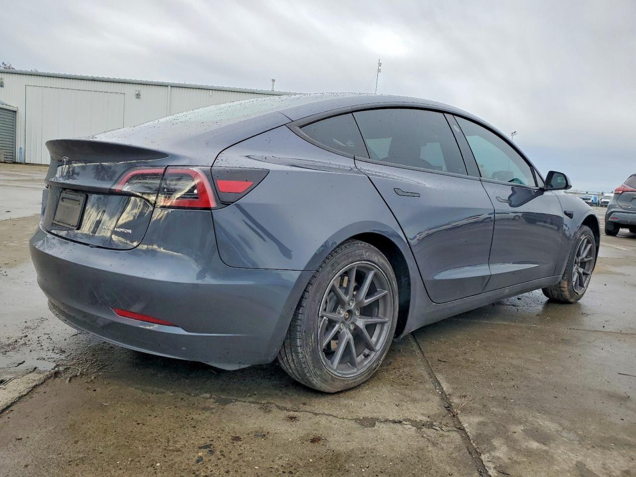 2023 TESLA MODEL 3 photo 3