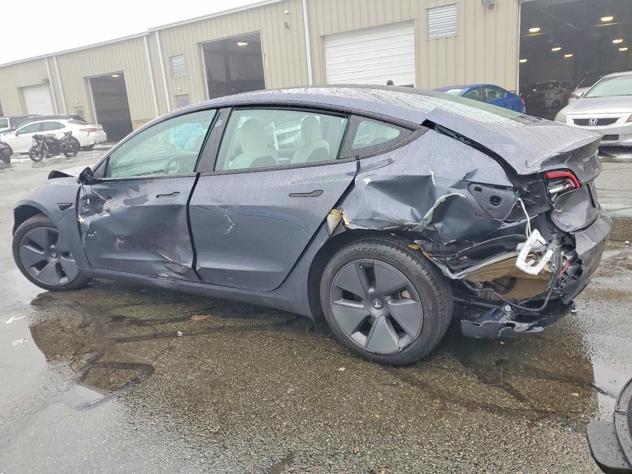 2022 TESLA MODEL 3 photo 2