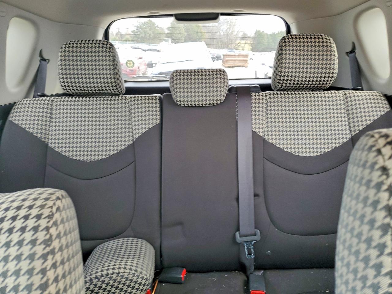 2012 KIA SOUL + photo 10