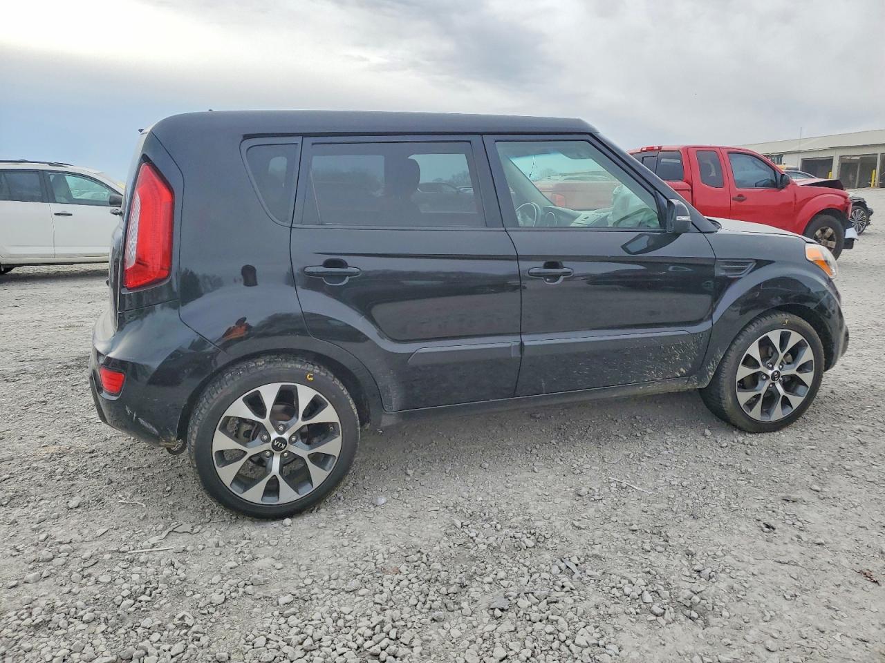 2012 KIA SOUL + photo 3