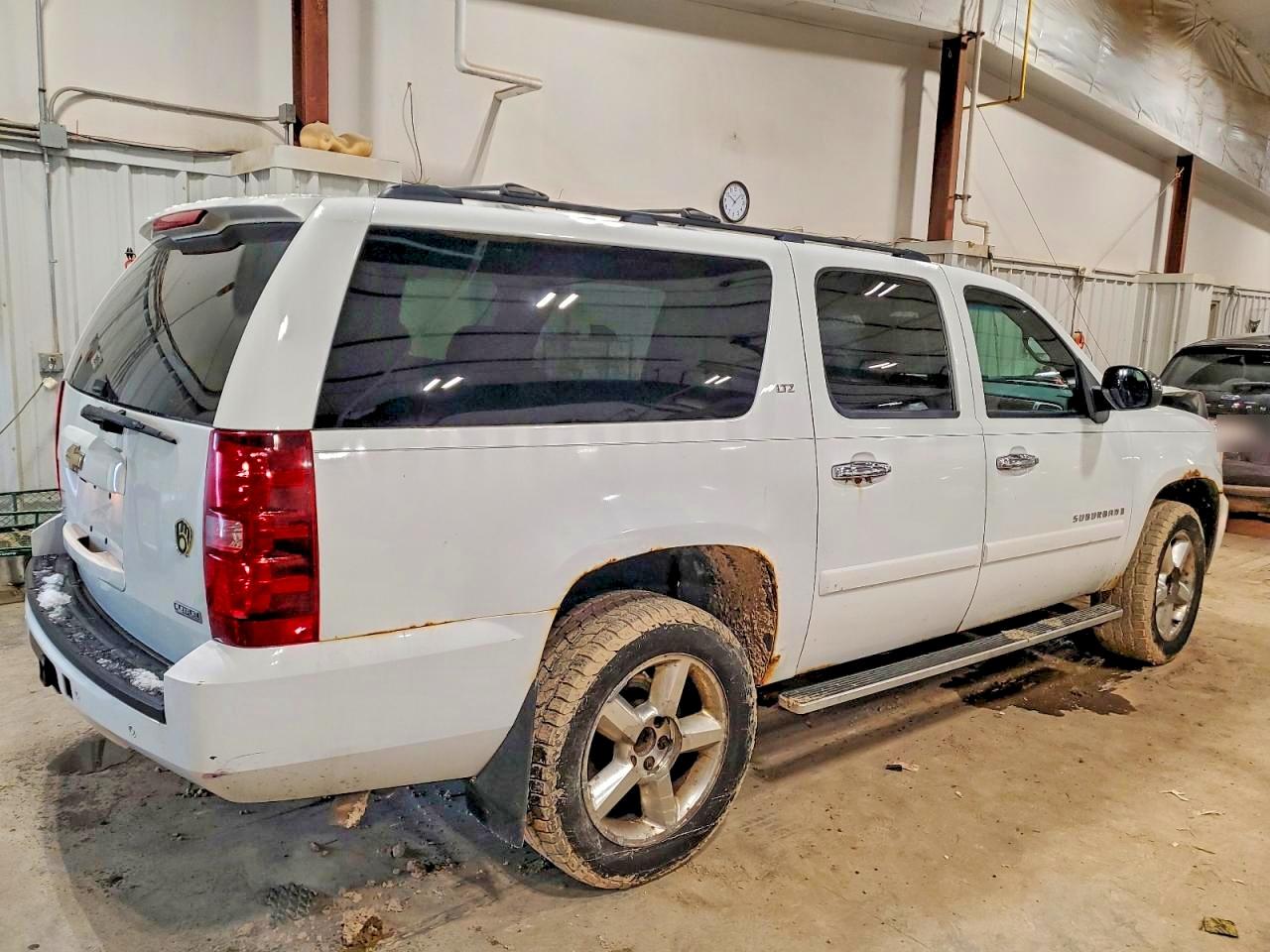 2007 CHEVROLET SUBURBAN K1500 photo 3